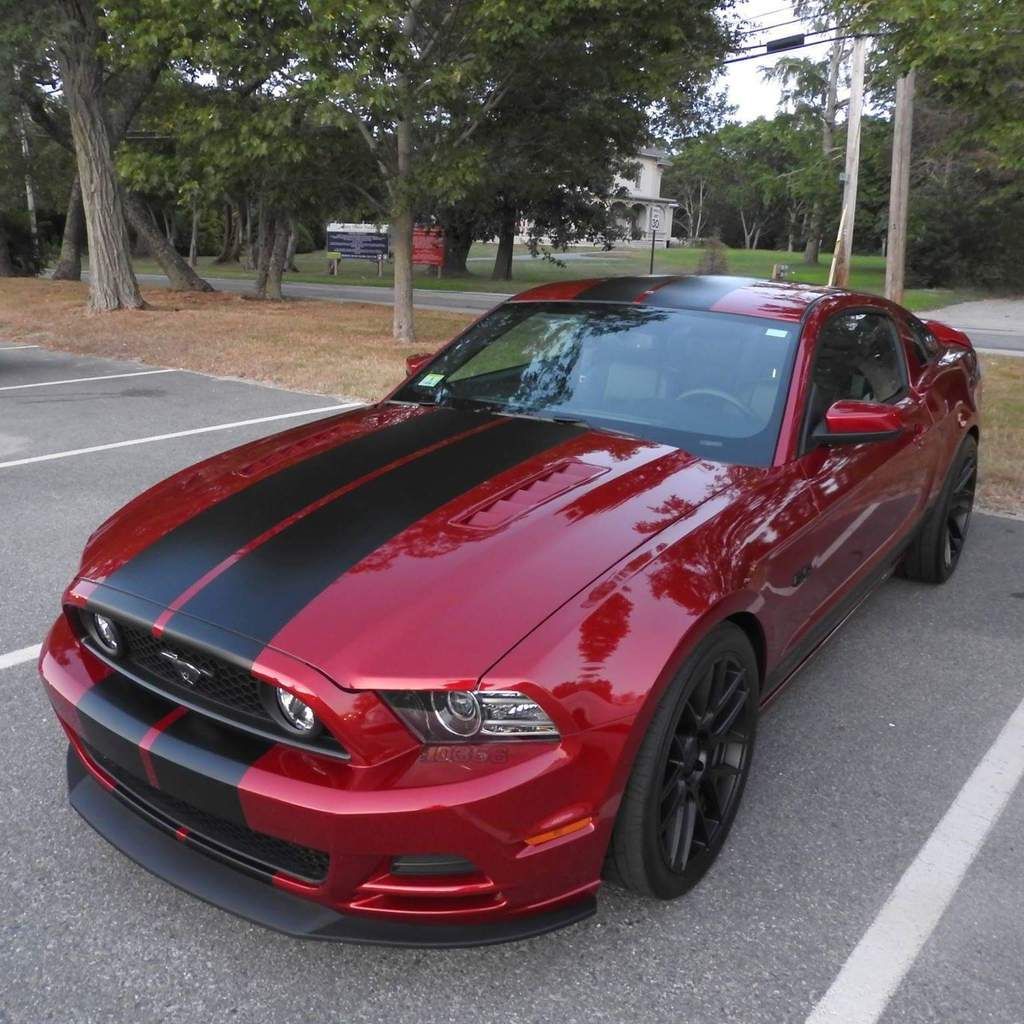 2014%20Mustang%20GT%20front%20driver%20s