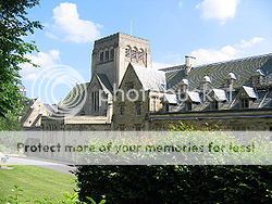 i358.photobucket.com/albums/oo24/jonta3/250px-Ampleforth_Abbey_-_geograph_org_uk_-_25915_zpsrdrhawyj.jpg