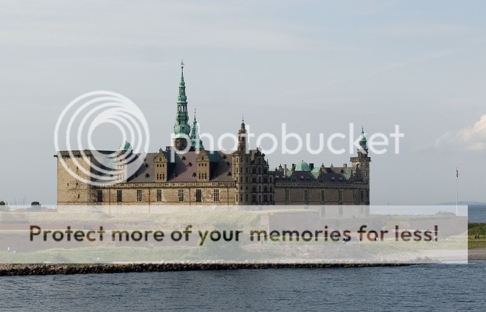 i358.photobucket.com/albums/oo24/jonta3/Helsingoer_Kronborg_Castle_zpsnvakxxko.jpg